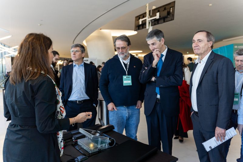 AM2R-DSC05859-scaled-r0ankhi546ga8302fq1z87233z51gqev99r2quj9hk Conferência Técnico Científica