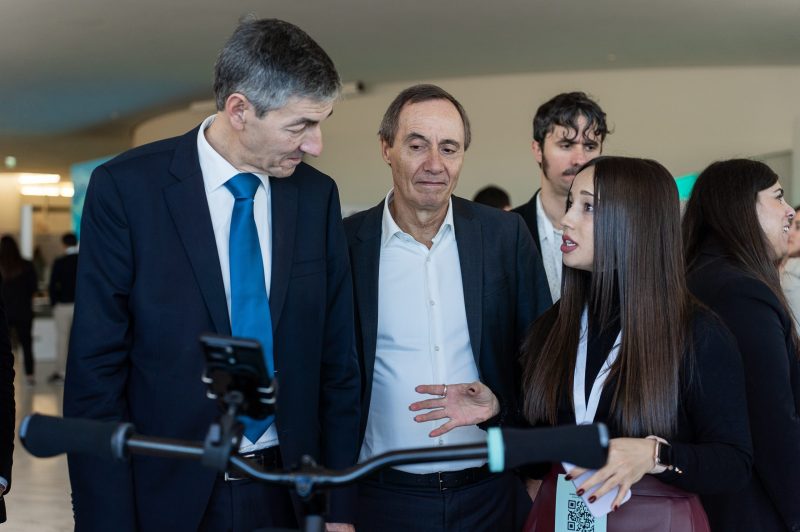 AM2R-DSC05870-scaled-r0anko30g0pahcqidawd7neb9o8lym4zm6bh3s9ia0 Conferência Técnico Científica