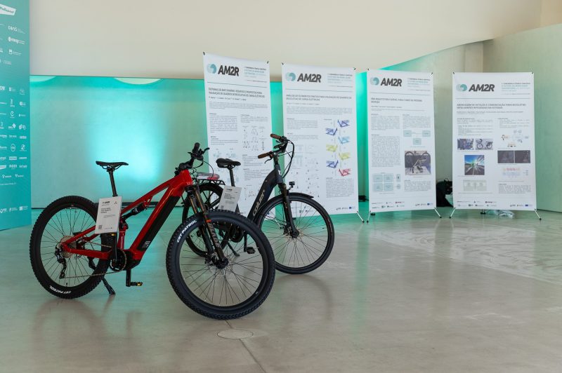 AM2R-DSC06041-scaled-r0anm7jhn8t7ichydgvcsreiben9kr95hst4f3za2w Conferência Técnico Científica